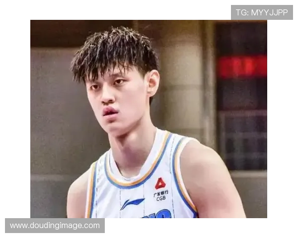 宋翔回应曾凡博腰伤复发归期未定